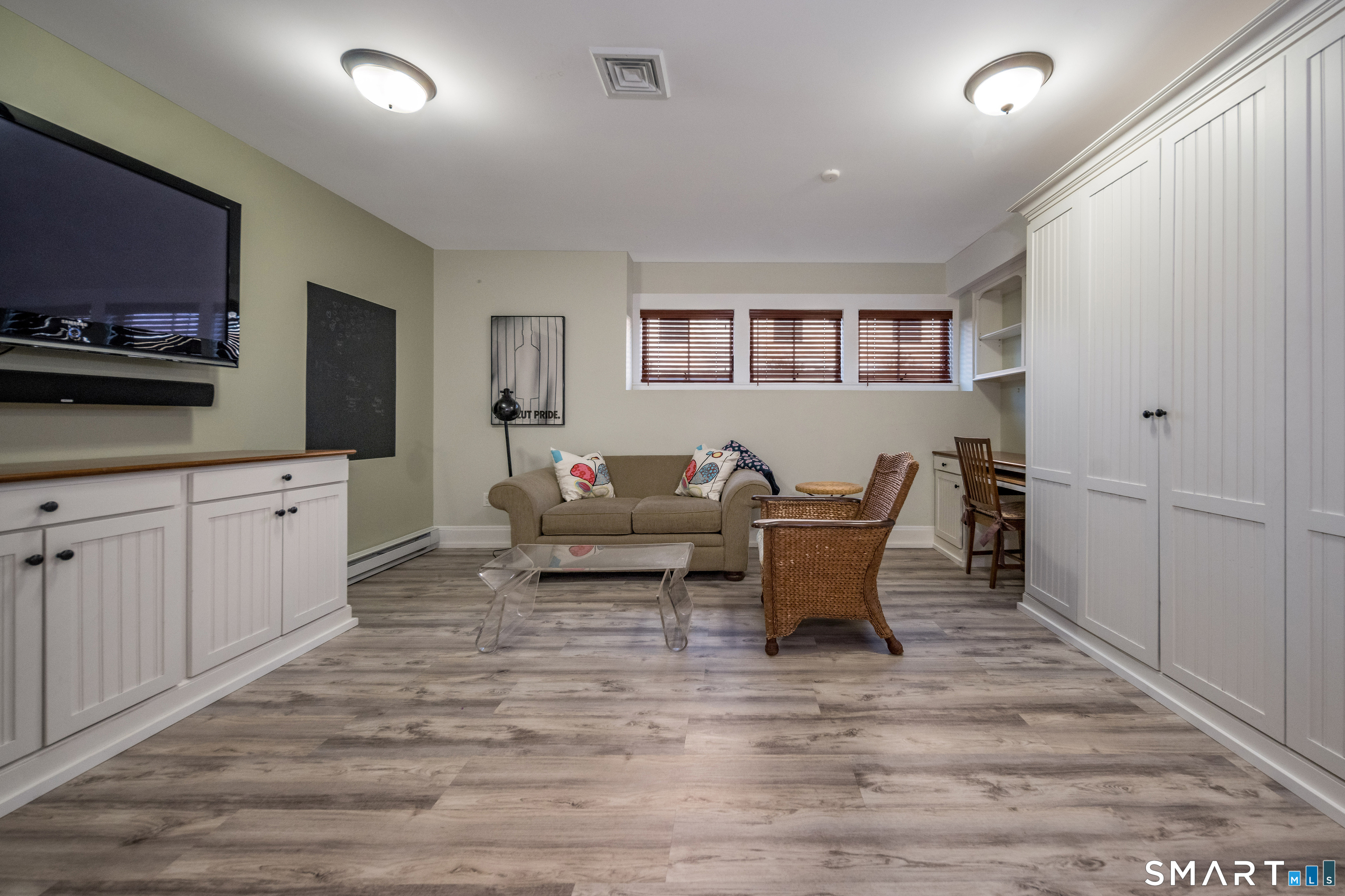 24 Ridgewood Avenue Madison CT 06443