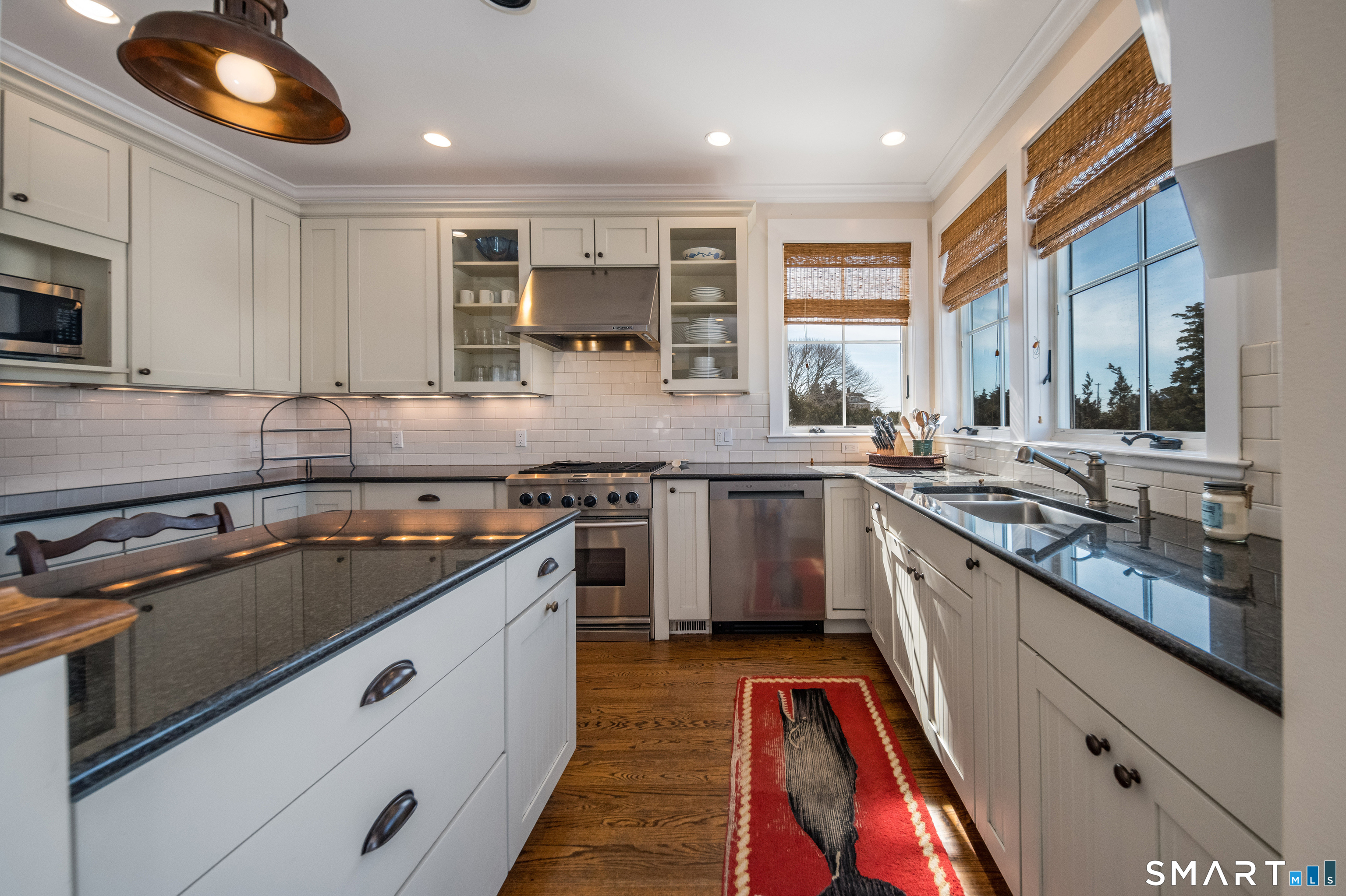 24 Ridgewood Avenue Madison CT 06443