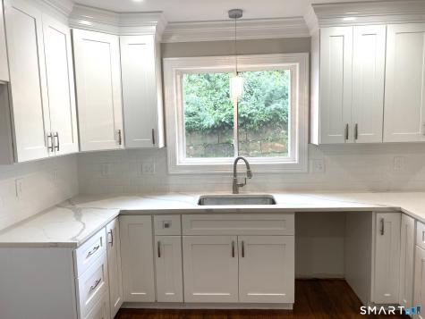 29 Michael Street Bridgeport CT 06606