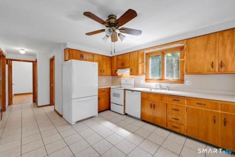 49 Schaffer Drive East Hartford CT 06118