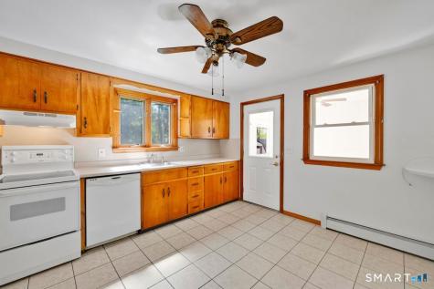 49 Schaffer Drive East Hartford CT 06118