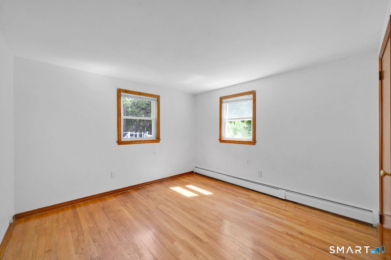 49 Schaffer Drive East Hartford CT 06118