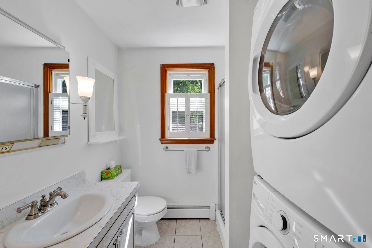 49 Schaffer Drive East Hartford CT 06118