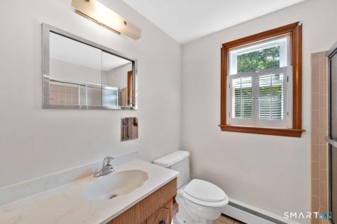 49 Schaffer Drive East Hartford CT 06118