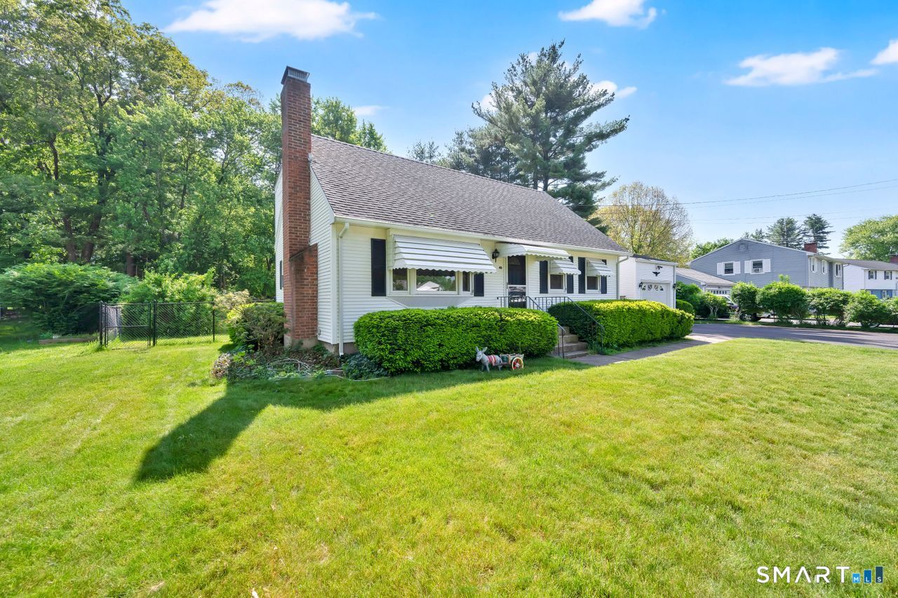 49 Schaffer Drive East Hartford CT 06118