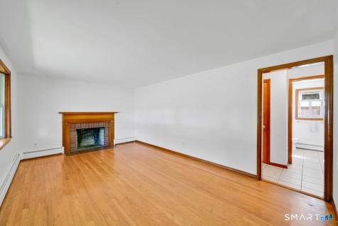 49 Schaffer Drive East Hartford CT 06118