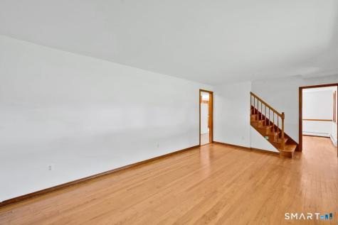 49 Schaffer Drive East Hartford CT 06118