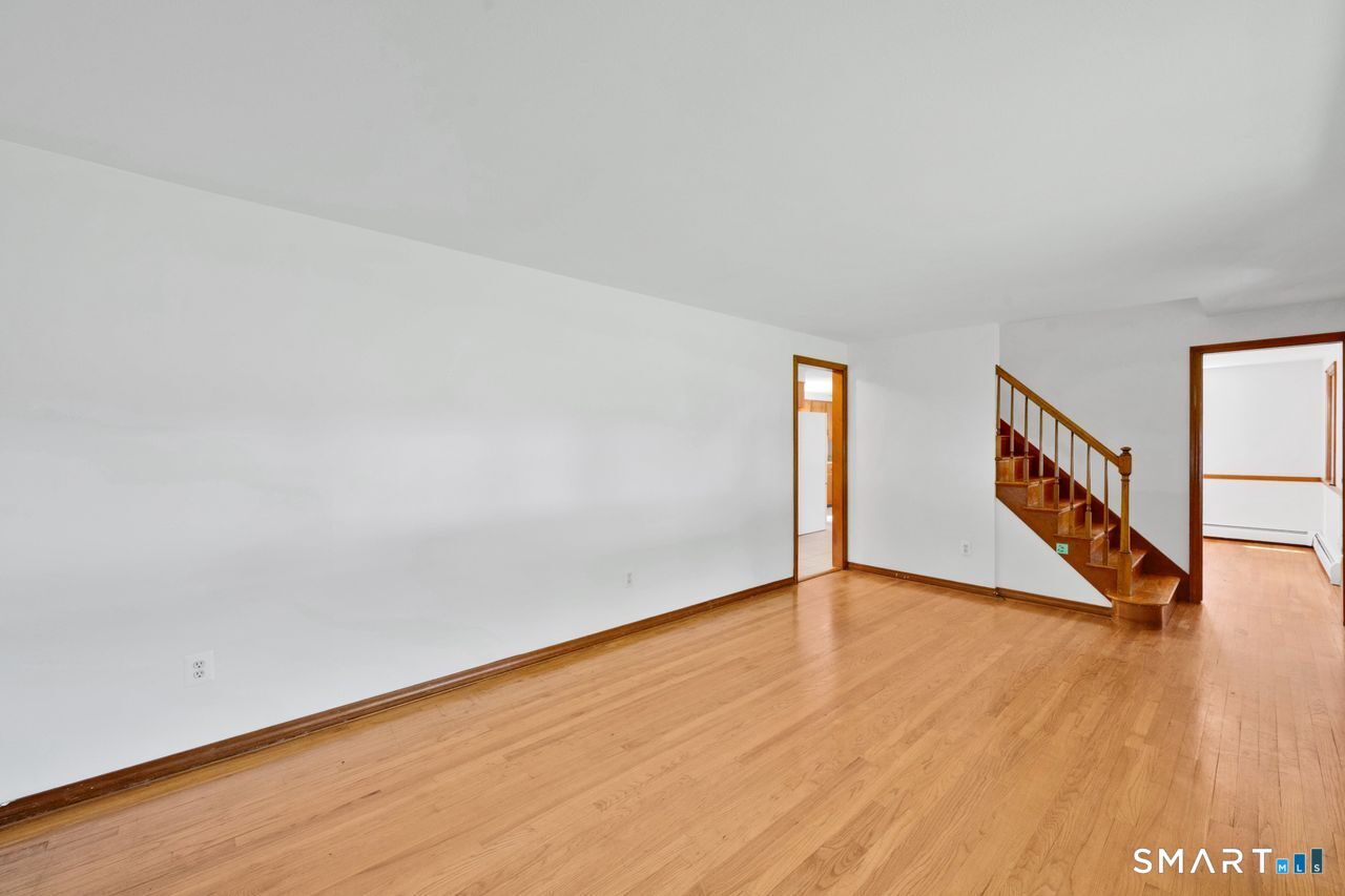 49 Schaffer Drive East Hartford CT 06118