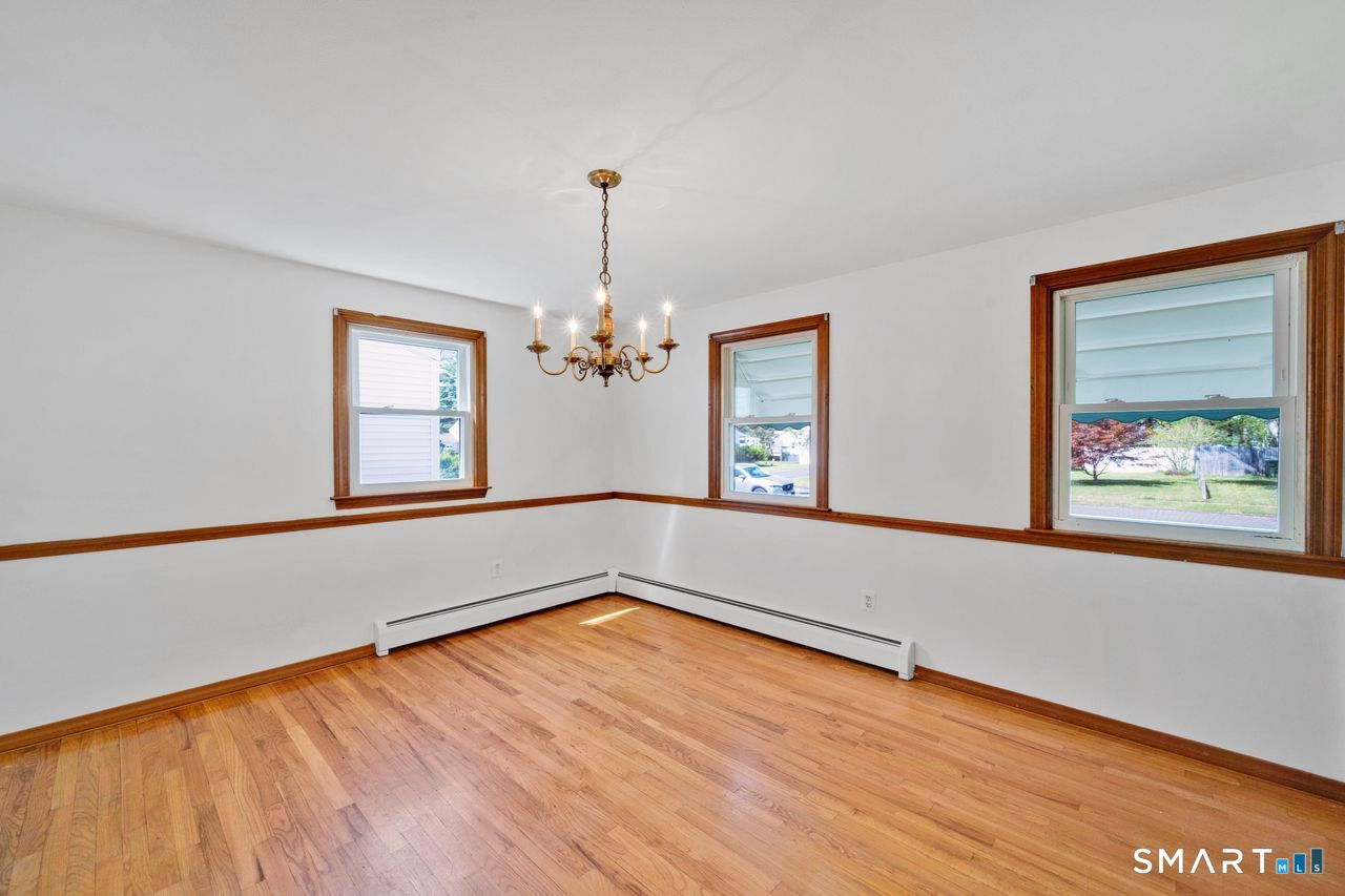 49 Schaffer Drive East Hartford CT 06118