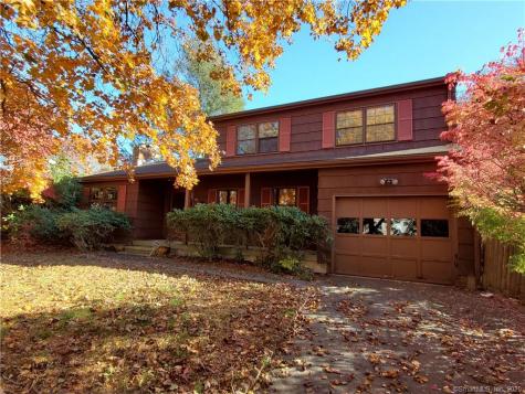 55 Pepperbush Lane Fairfield CT 06824