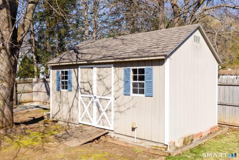 12 Whitehall Drive East Hartford CT 06118
