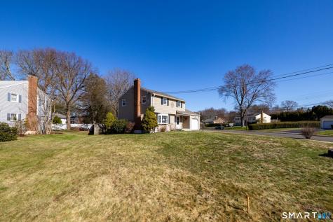 12 Whitehall Drive East Hartford CT 06118