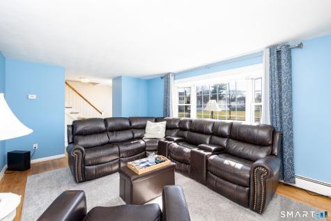 12 Whitehall Drive East Hartford CT 06118