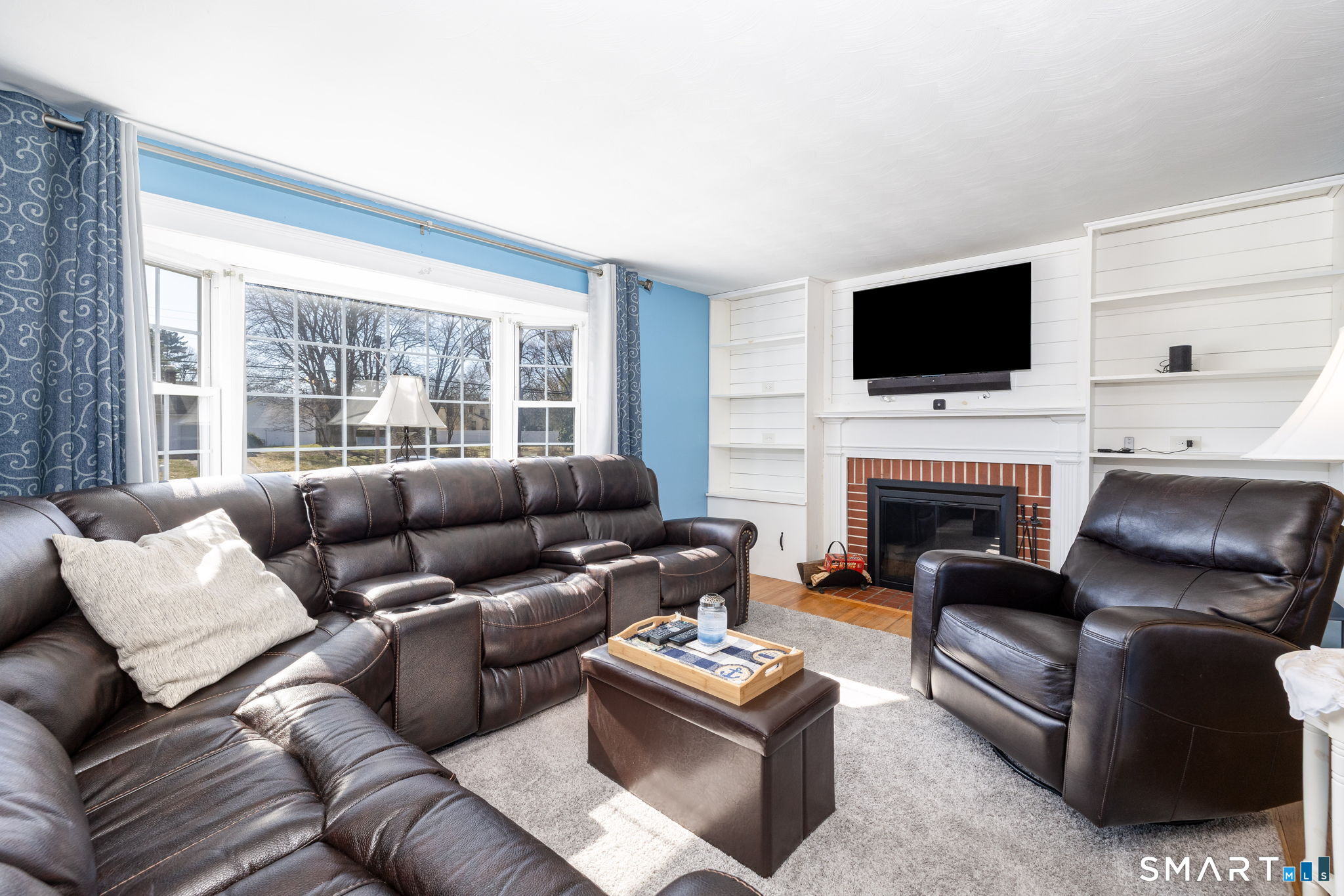 12 Whitehall Drive East Hartford CT 06118