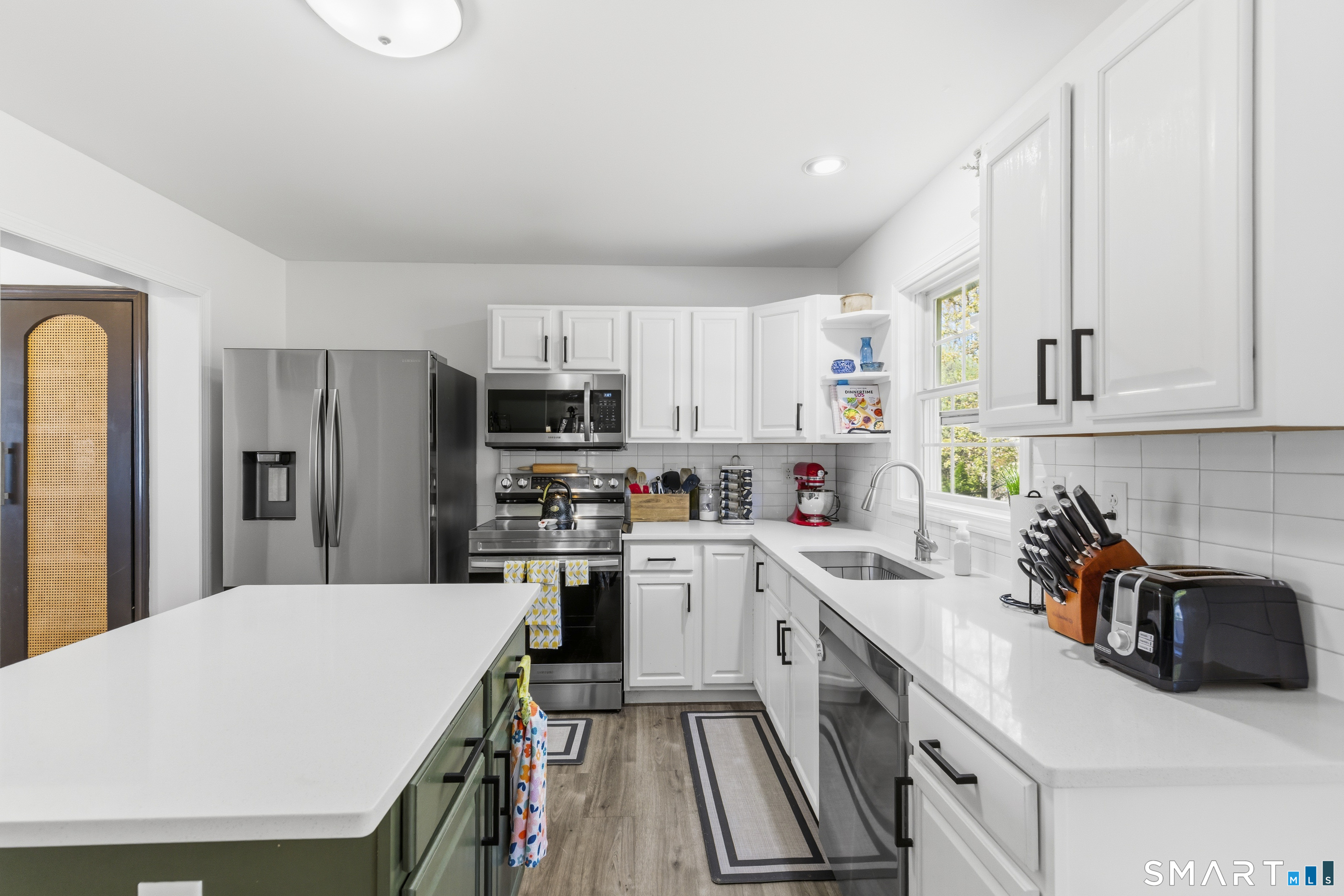 9 Clairmont Circle Groton CT 06355