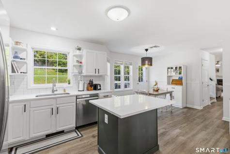 9 Clairmont Circle Groton CT 06355