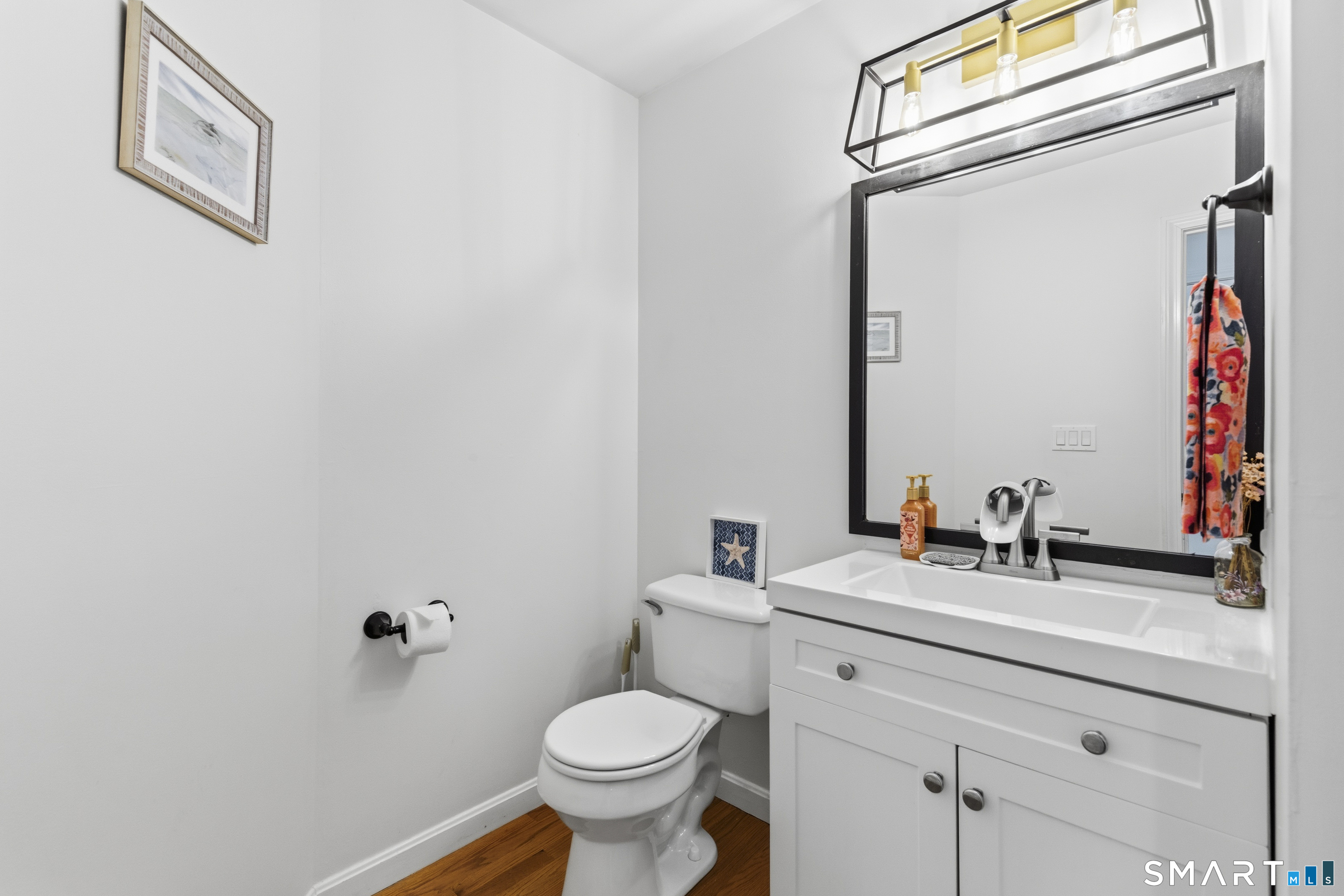 9 Clairmont Circle Groton CT 06355