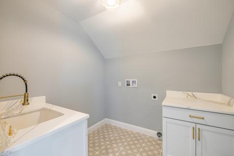 Pear Grove East Lyme CT 06333