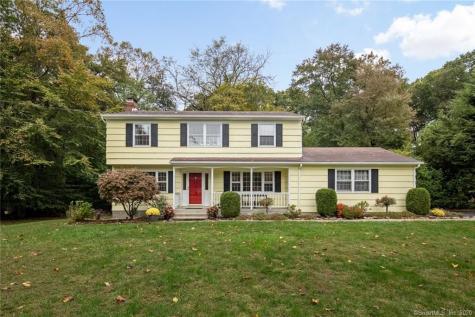 164 Surrey Lane Fairfield CT 06824