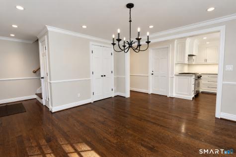 23 Hildurcrest Drive Simsbury CT 06070