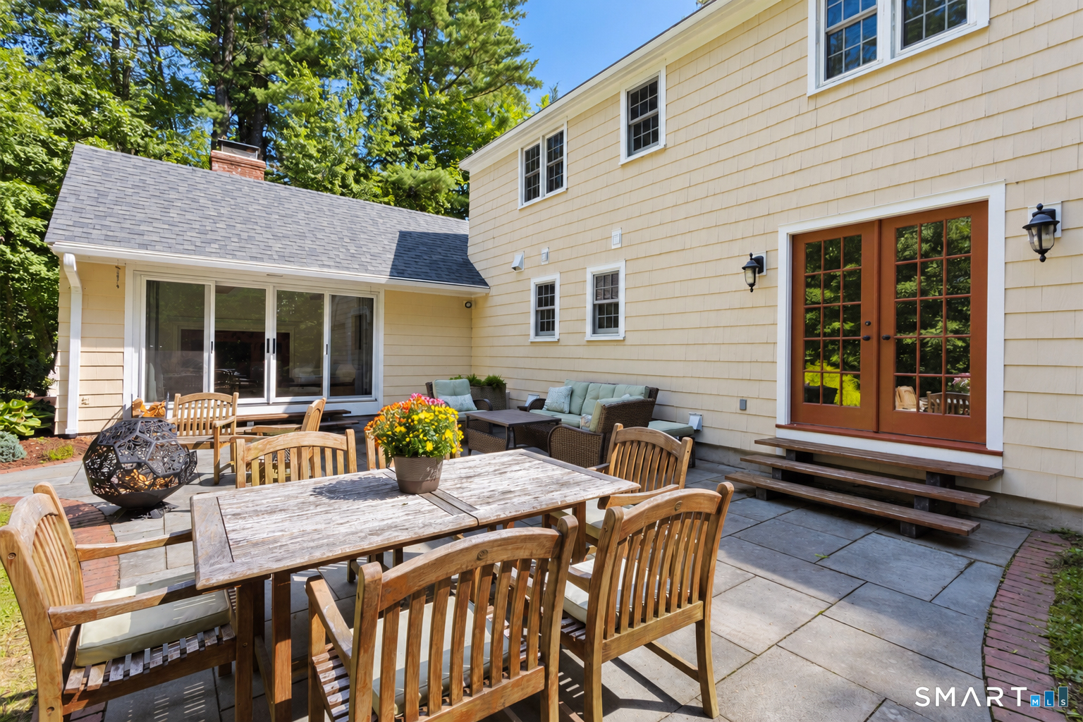 23 Hildurcrest Drive Simsbury CT 06070