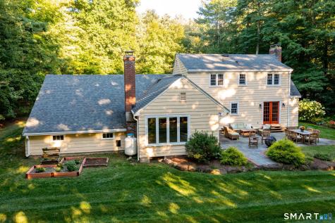 23 Hildurcrest Drive Simsbury CT 06070