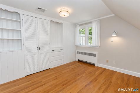 23 Hildurcrest Drive Simsbury CT 06070