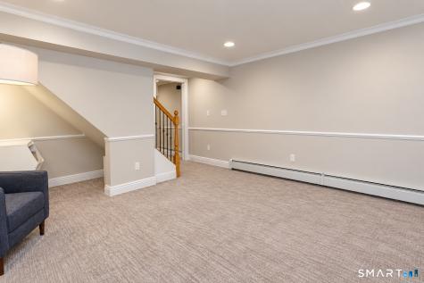 23 Hildurcrest Drive Simsbury CT 06070
