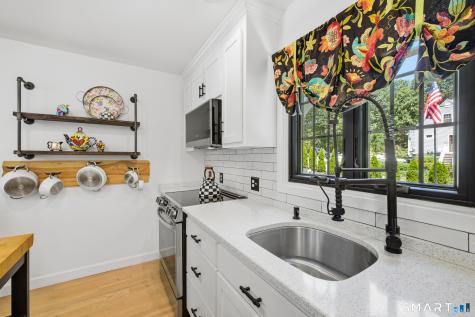 2 Cinnamon Way Old Saybrook CT 06475