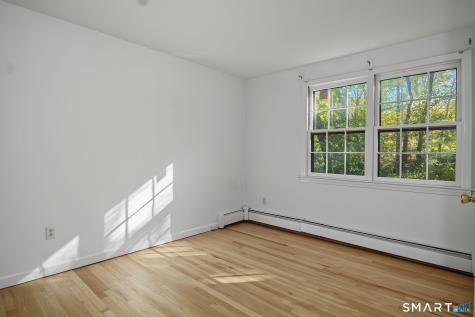 121 Long Hill Road Clinton CT 06413