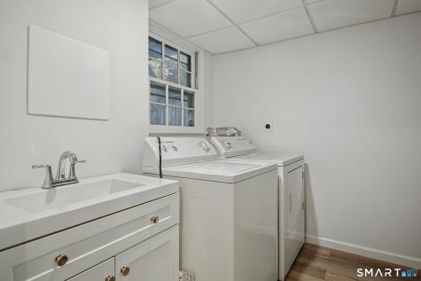 121 Long Hill Road Clinton CT 06413