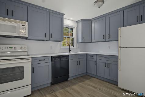 121 Long Hill Road Clinton CT 06413