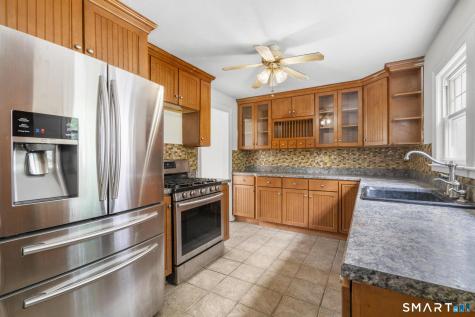 215 Commonwealth Avenue New Britain CT 06053