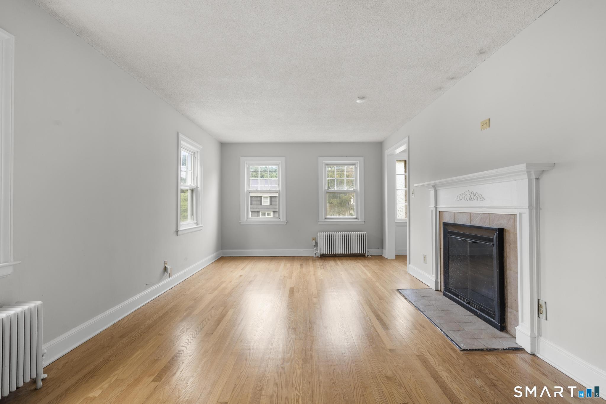 215 Commonwealth Avenue New Britain CT 06053