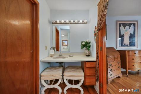 6 Lighthouse Point Fairfield CT 06824