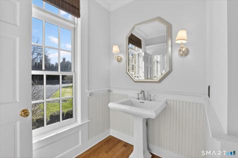 7 Winhall Lane West Hartford CT 06117