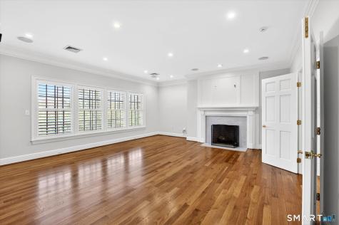 7 Winhall Lane West Hartford CT 06117
