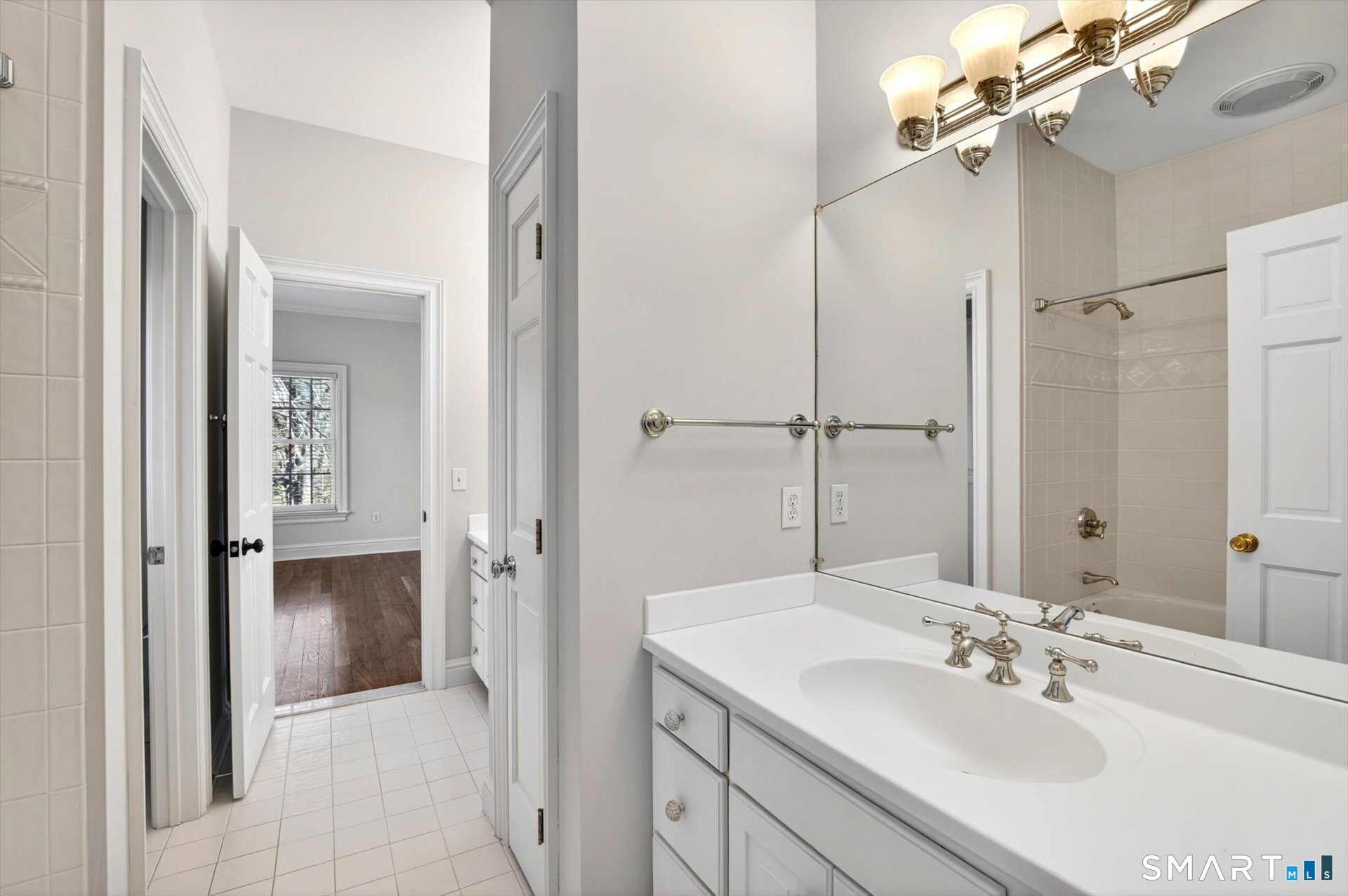 7 Winhall Lane West Hartford CT 06117