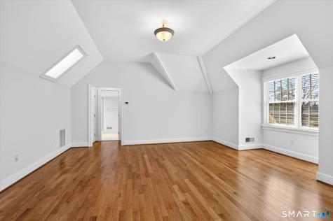 7 Winhall Lane West Hartford CT 06117