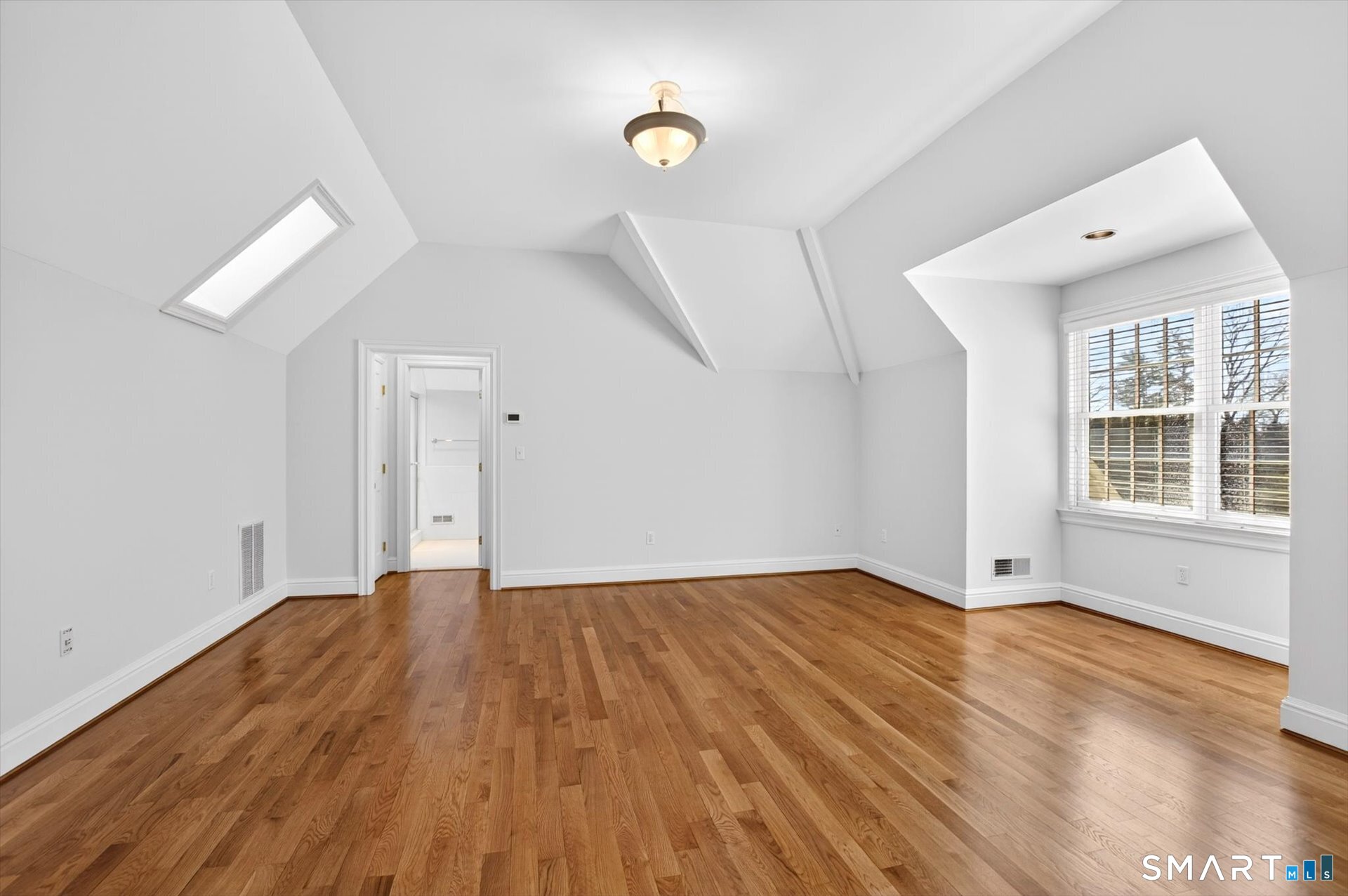 7 Winhall Lane West Hartford CT 06117