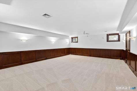 7 Winhall Lane West Hartford CT 06117