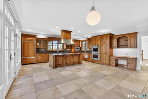 7 Winhall Lane West Hartford CT 06117