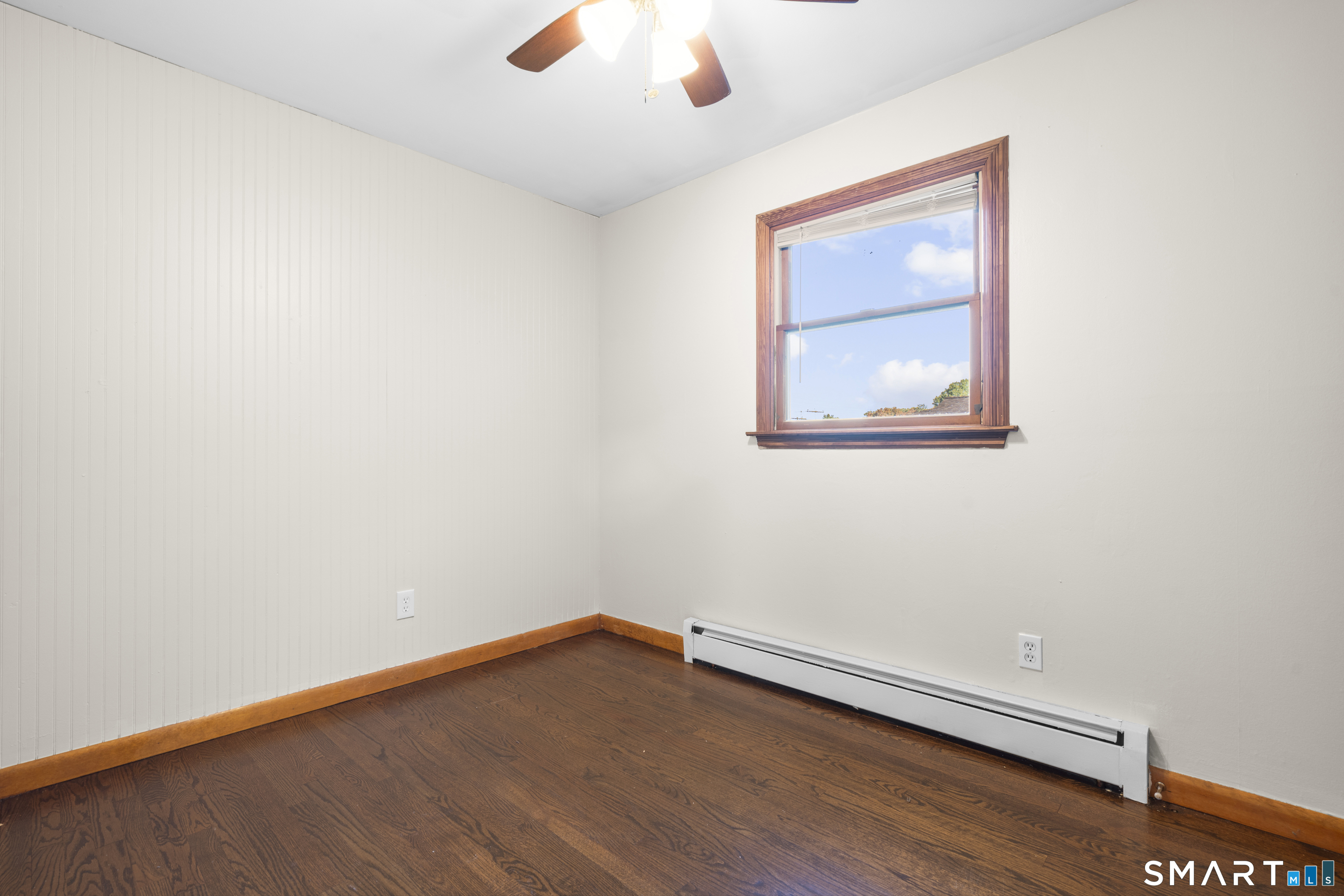 77 Catherine Street East Haven CT 06512