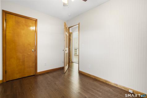 77 Catherine Street East Haven CT 06512