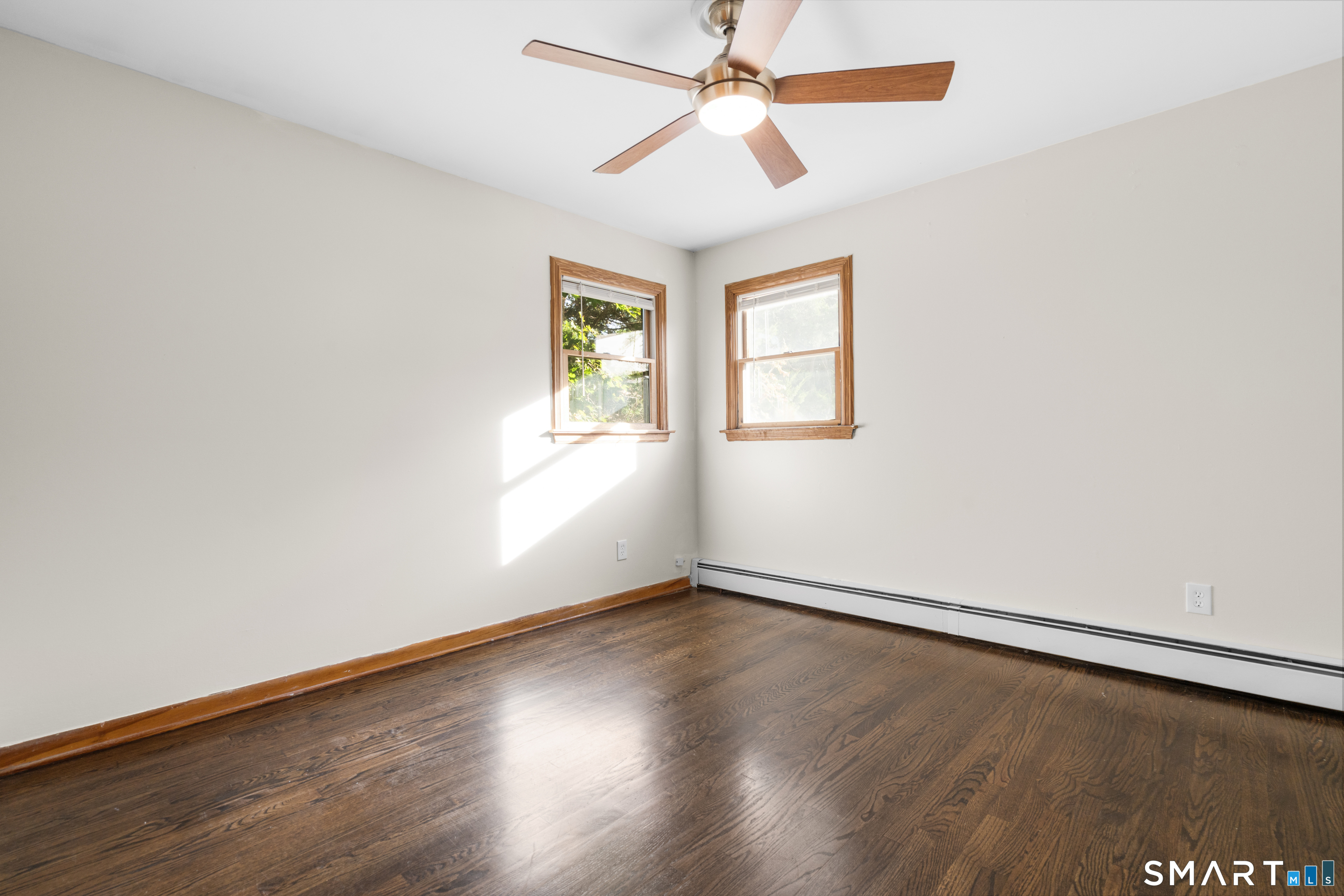 77 Catherine Street East Haven CT 06512