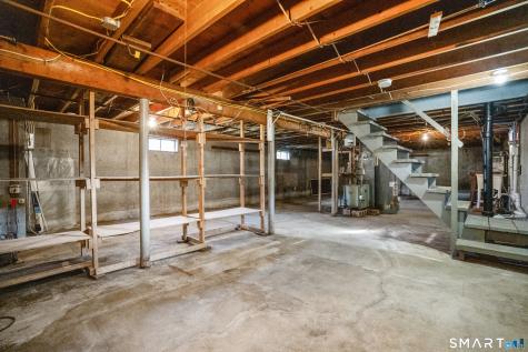 77 Catherine Street East Haven CT 06512