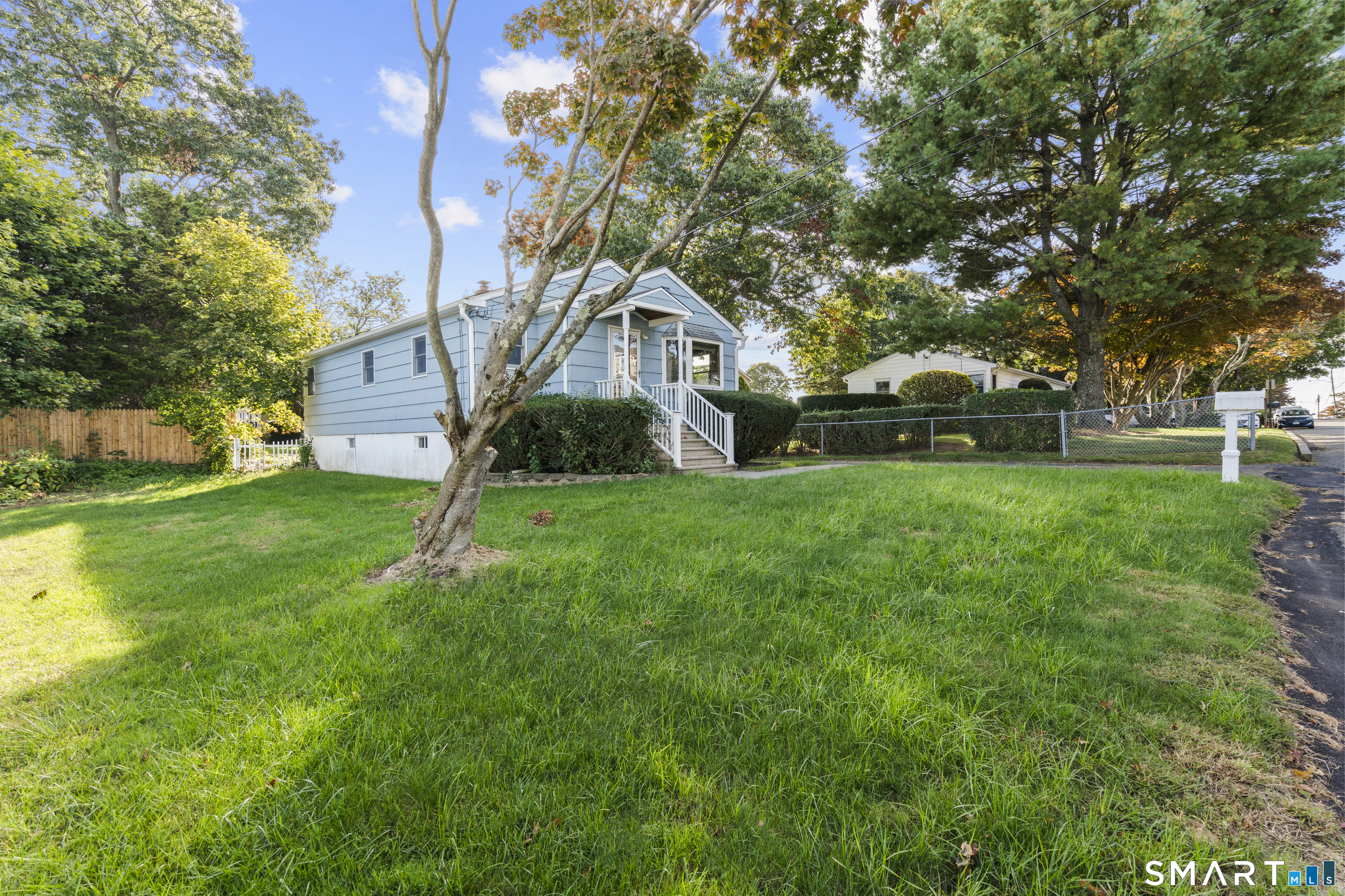 77 Catherine Street East Haven CT 06512
