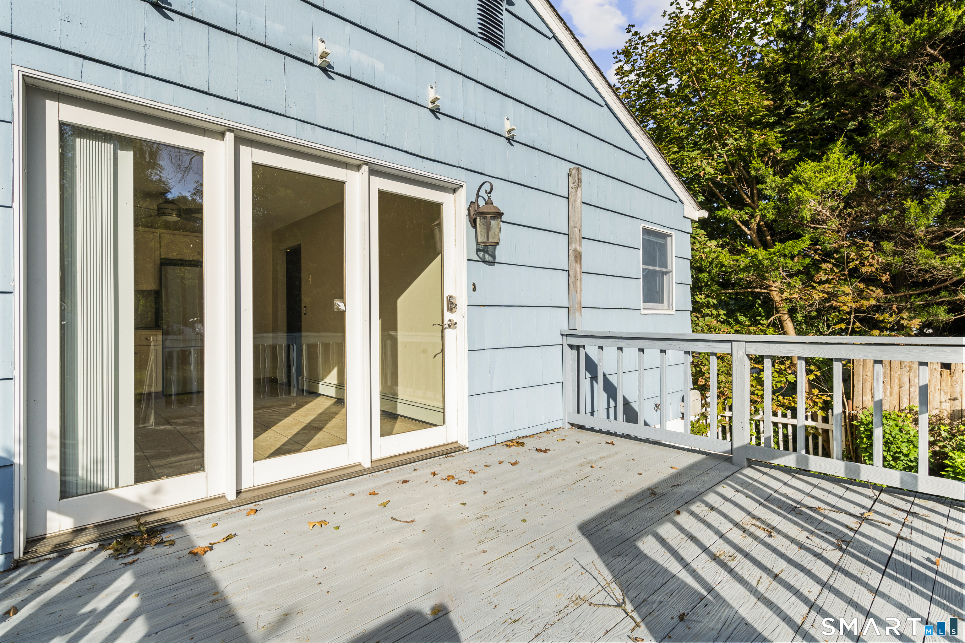77 Catherine Street East Haven CT 06512