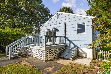 77 Catherine Street East Haven CT 06512