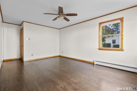 77 Catherine Street East Haven CT 06512